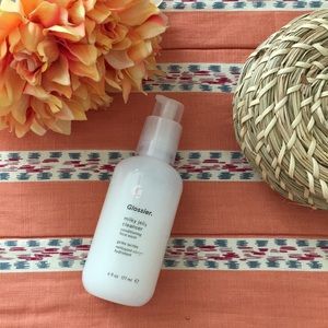 ⋒ BRAND NEW Glossier milky jelly cleanser
